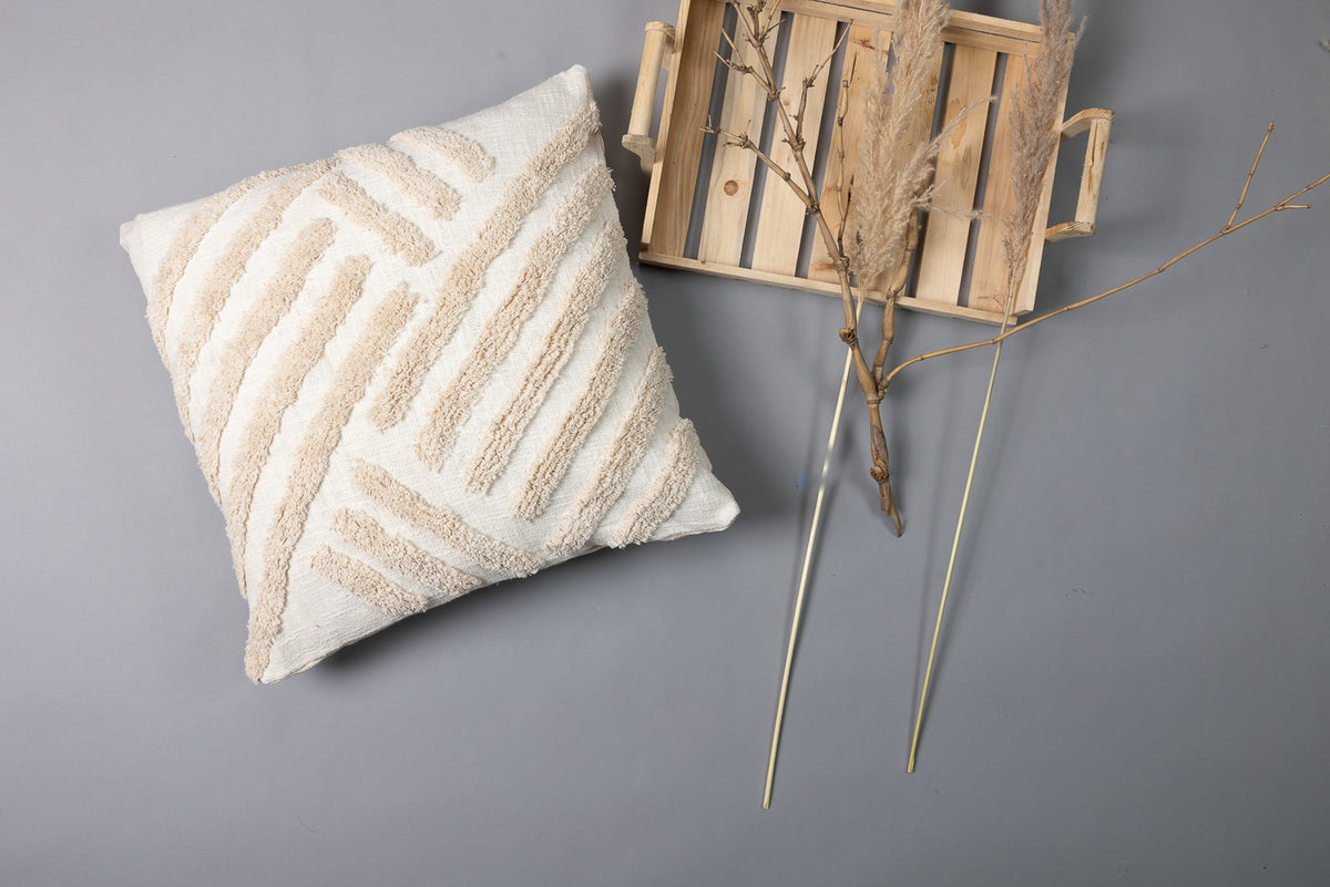 CARNATION - Soft Tufted Square Cushion Cover