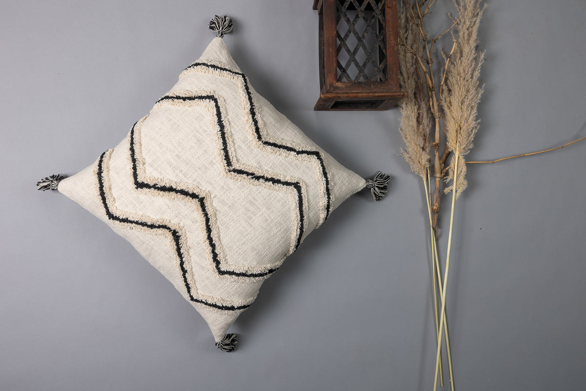 BUCHRA - Plush Tufted Pillow Cover