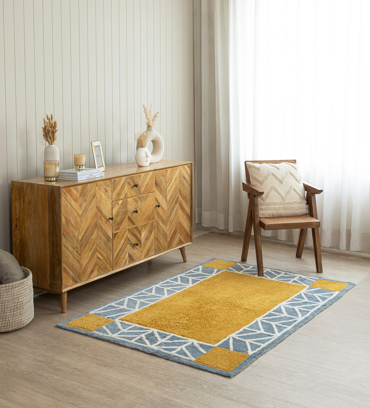 AVNI Yellow Geometric Hand Woven Cotton Dhurrie Rug (5 ft x 3 ft)