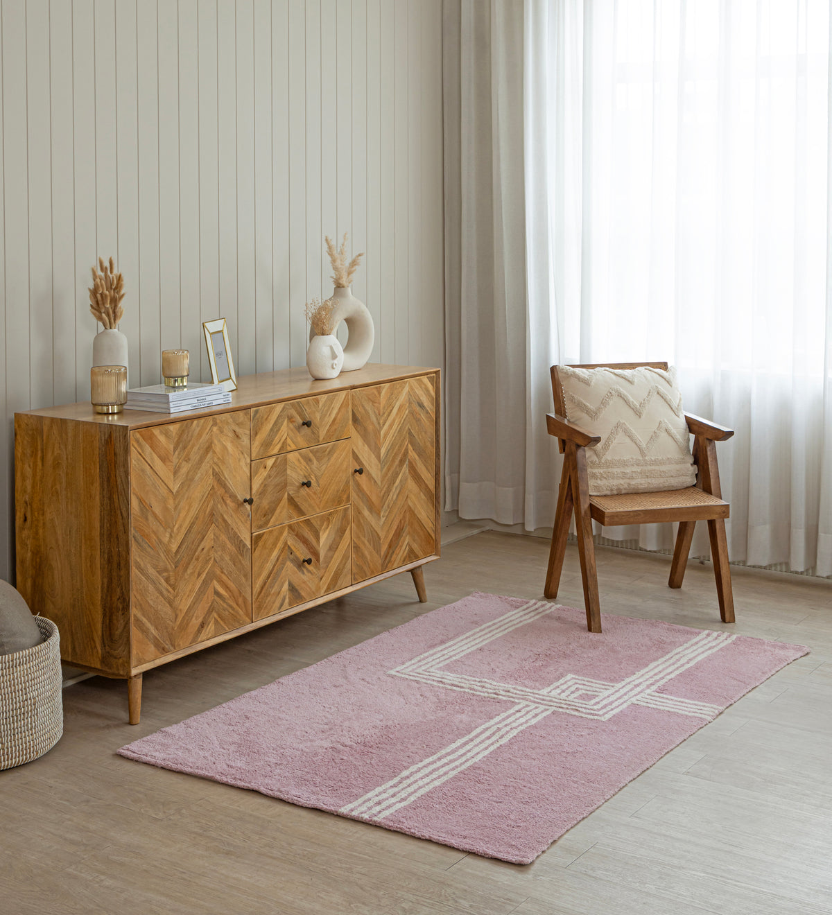 NAYA Pink Geometric Hand Woven Cotton Dhurrie Rug (8 ft x 5 ft)