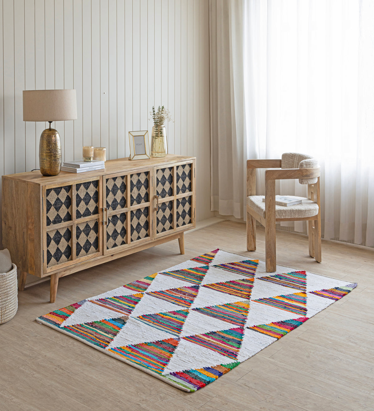 NILA White Geometric Hand Woven Cotton Dhurrie Rug (6 ft x 4 ft)