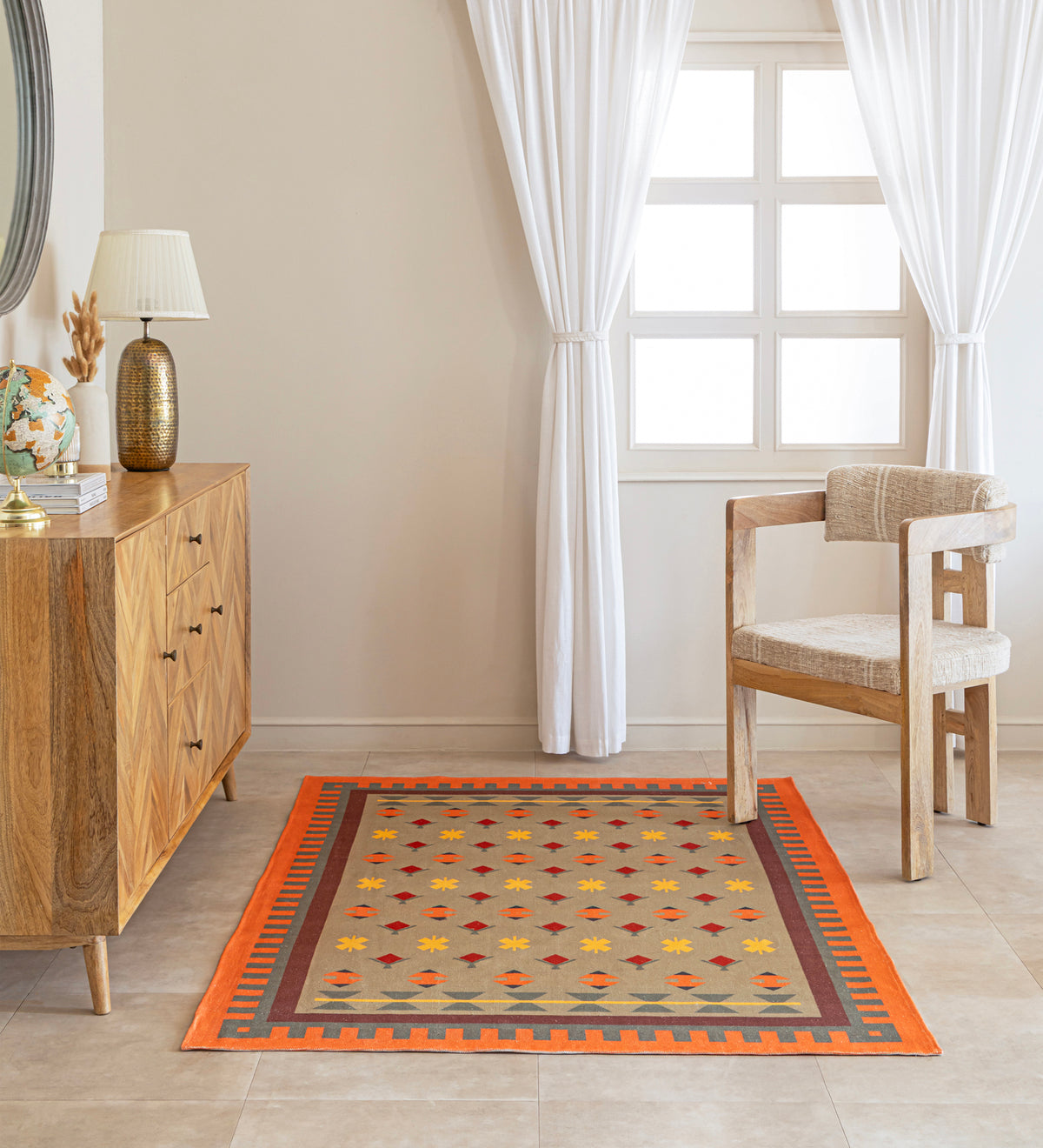 SIA Beige Geometric Hand Woven Cotton Dhurrie Rug (6 ft x 4 ft)