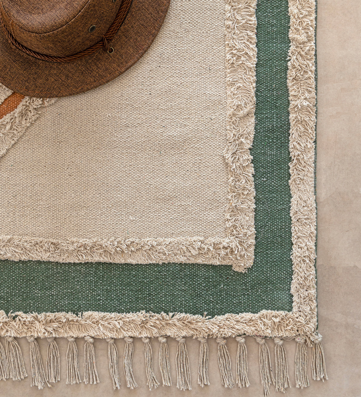 RUMI Cream Geometric Hand Woven Cotton Dhurrie Rug (6 ft x 4 ft)