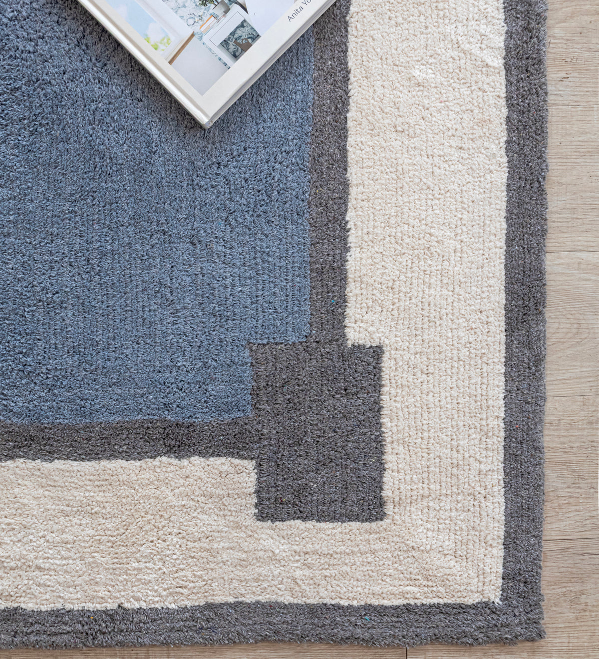 ADIRA Blue Geometric Hand Woven Cotton Dhurrie Rug (8 ft x 5 ft)