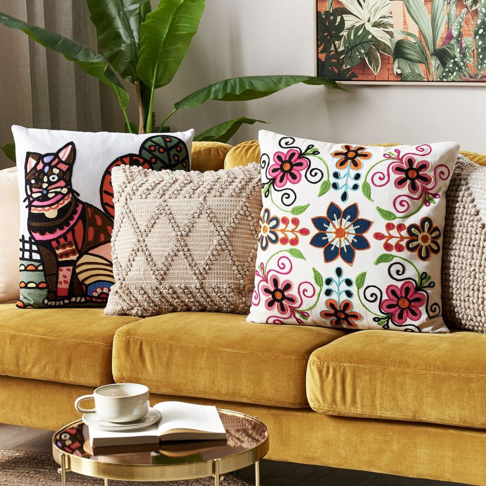 BAHRAICH - Floral Embroidered Cushion Cover