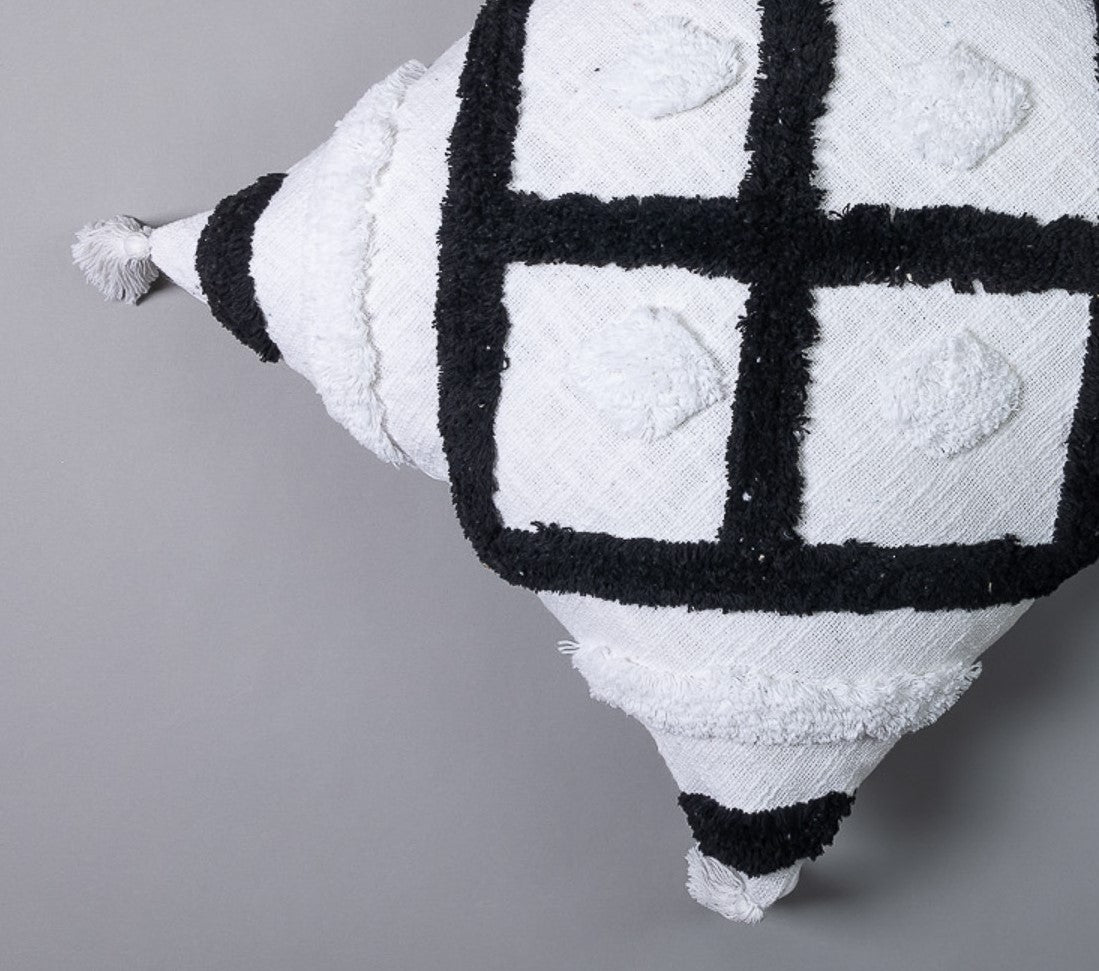 SNOWDROP - Soft Tufted Square Cushion Cover