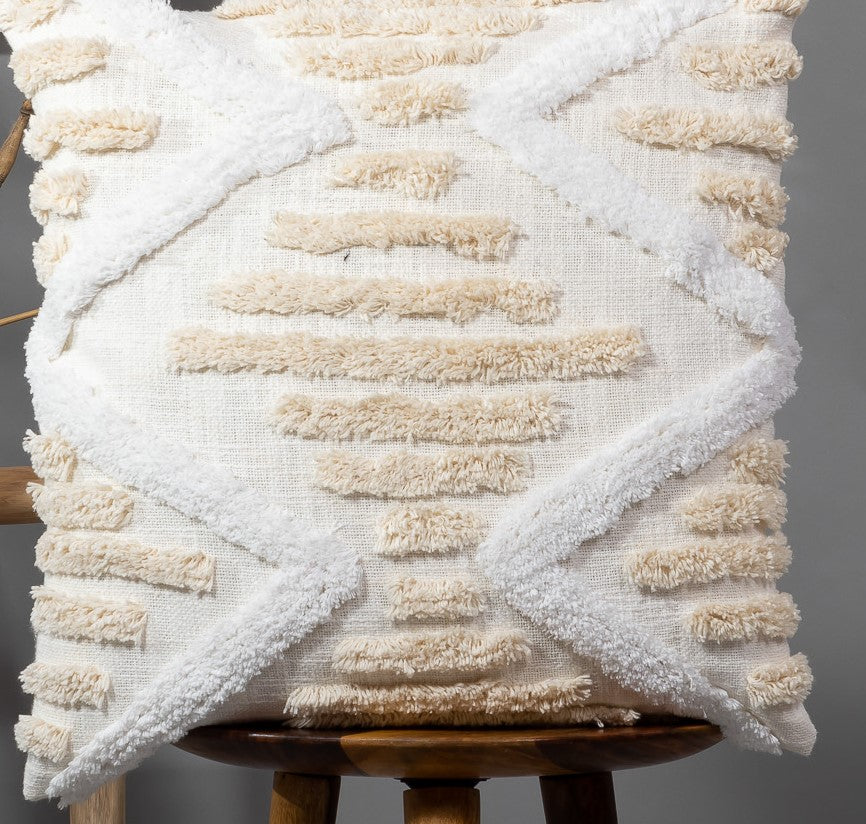 SOLANUM   - Tufted Decorative Pillow Cover