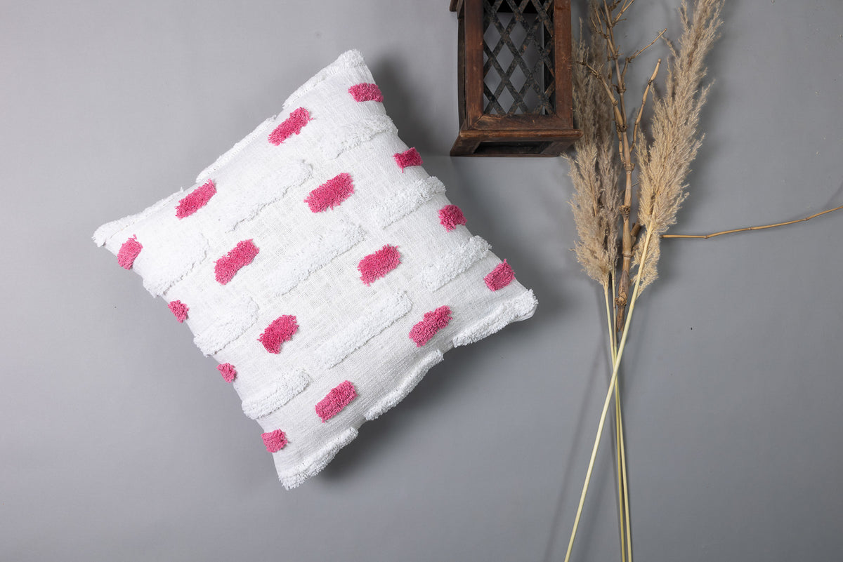 JAMMU  -  Plush Tufted Pillow Cover