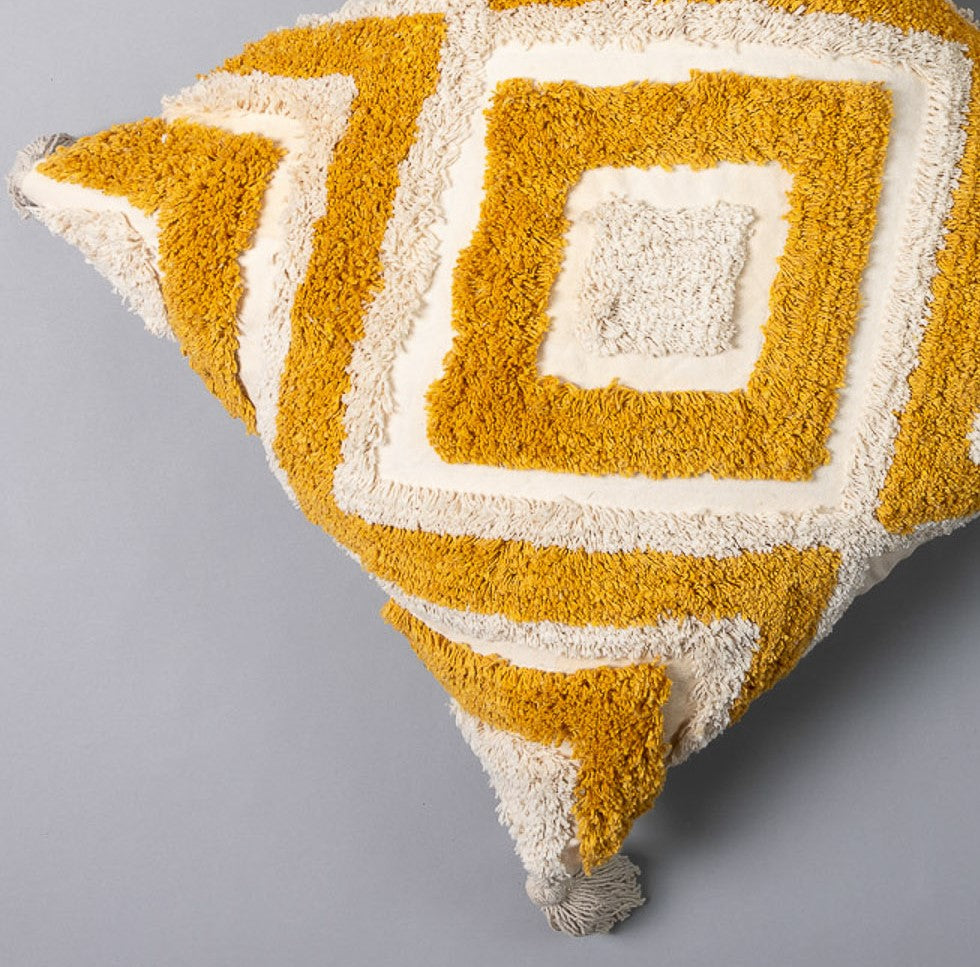 DIVINA  - Soft Tufted Square Cushion Cover