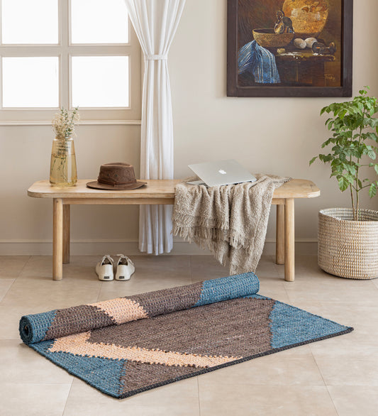 EESHA Brown Geometric Hand Woven Cotton Dhurrie Rug (6 ft x 4 ft)