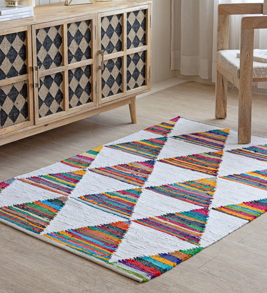 NILA White Geometric Hand Woven Cotton Dhurrie Rug (6 ft x 4 ft)