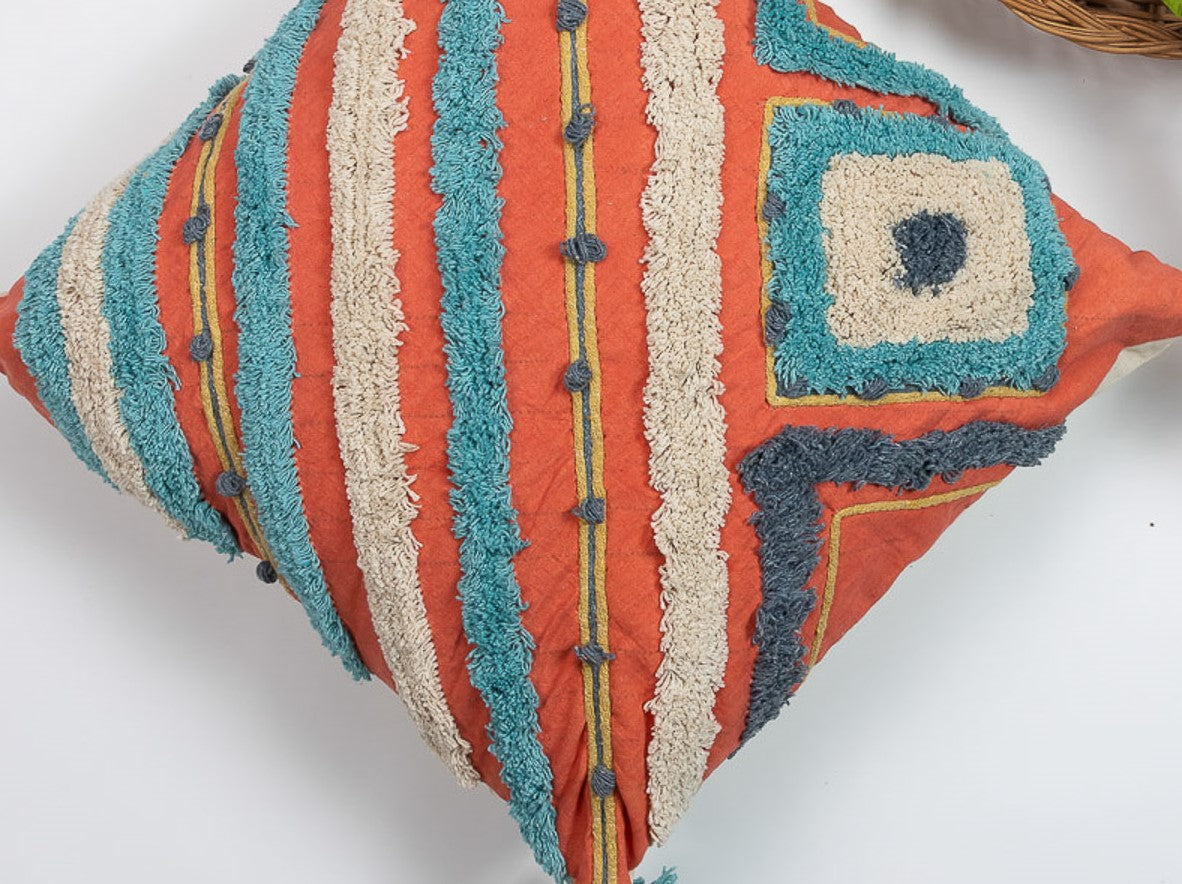 BONGIL - Tufted Decorative Pillow