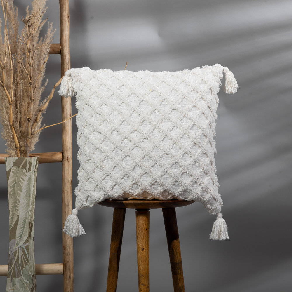 DAYLILY  - Soft Tufted Square Cushion Cover