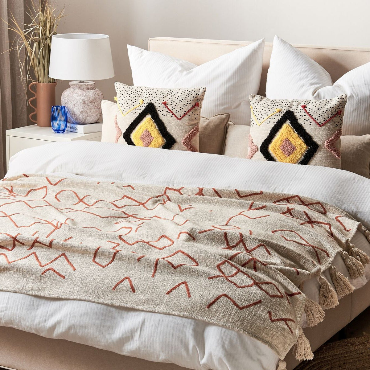 RAKYA - Decorative Embroidery Throw Blanket