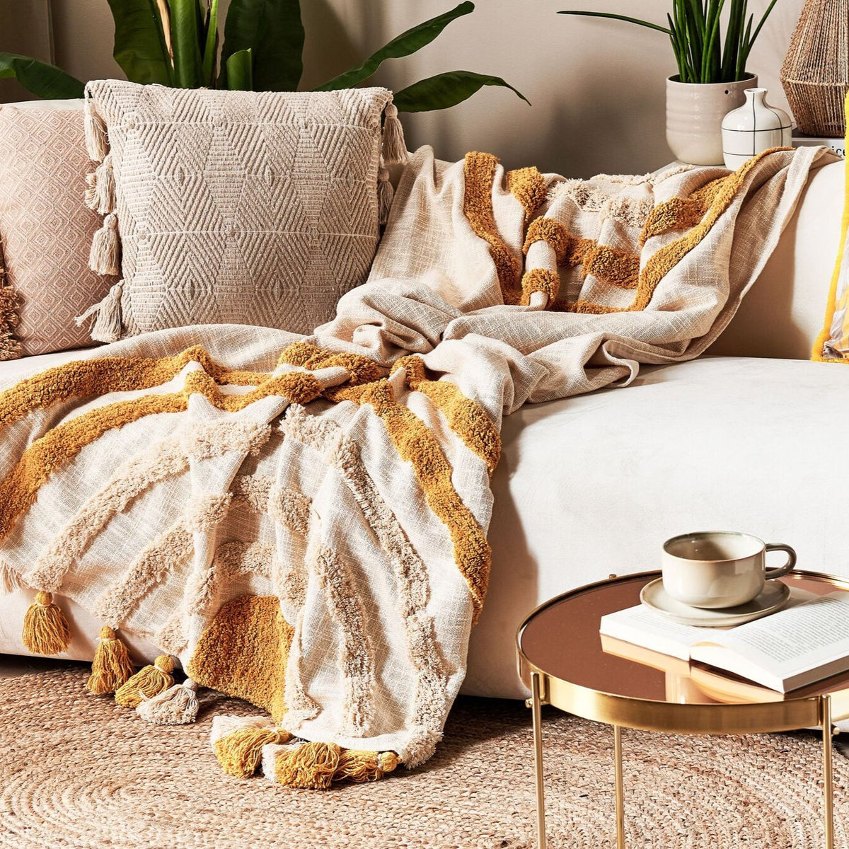 LABYAR - Modern Tufted Throw